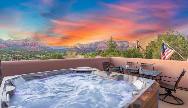 NEW| Luxe Sycamore Canyon Retreat |Hot Tub|Firepit