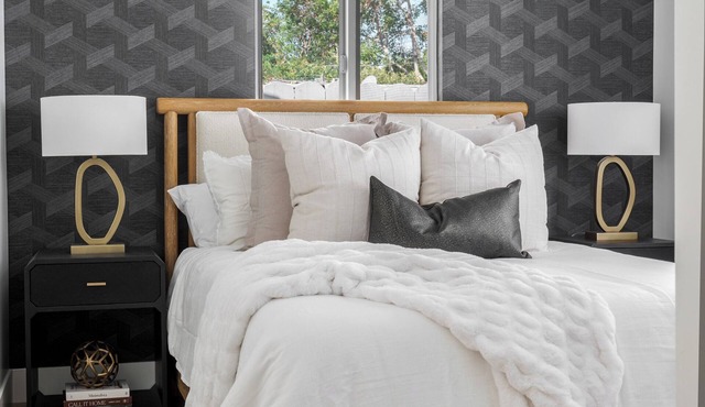 New Luxurious 1BR/1BA! Perfect solo/couple getaway