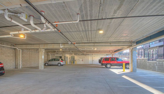 New luxurious Condo Centrally Located in the Heart of East Nashville