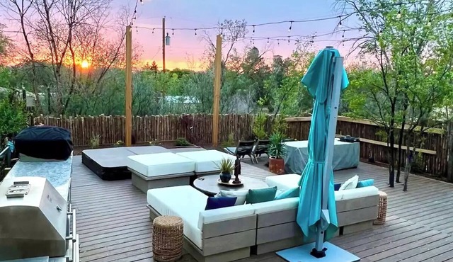 New Luxurious Home Near Plazan