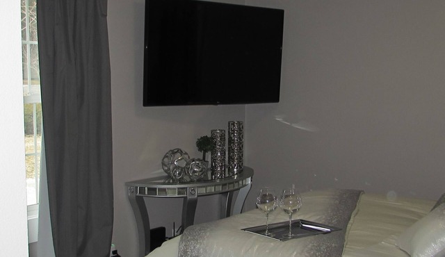 !NEW! Luxurious remodeled home ! No cleaning fee!