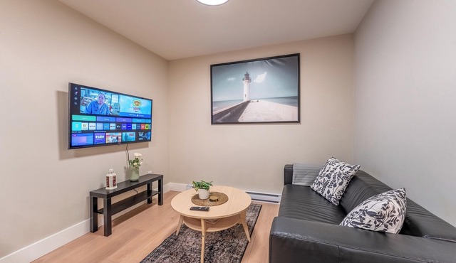 New Luxury 2BR, 1 BR, Living Space & Kitchen Near Downtown Halifax