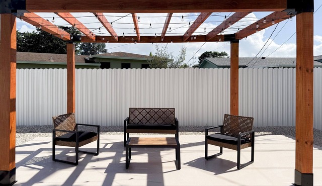 NEW! Luxury 5BR Villa*Private Pool*BBQ*Game Room