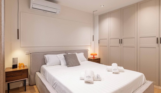 New Luxury Apt 1min Walk to Monaco | Premium Stay, Self Check-In