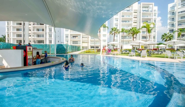 New luxury Apt. I Golf course l Paraíso Country