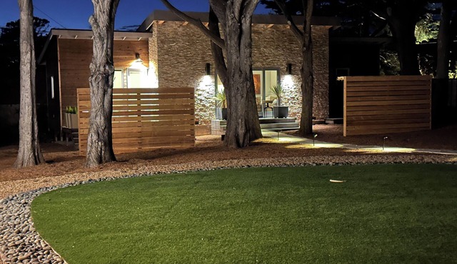 New Luxury Cottage Minutes To Beach & Town!