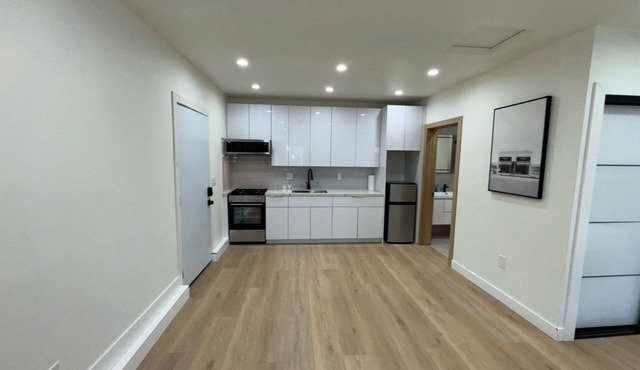 NEW LUXURY CONSTRUCTION IS THE BEST-Los Angeles with AC