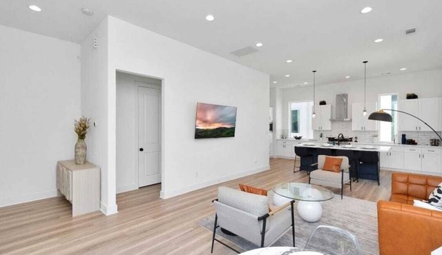 New|luxury |Galleria|Mordern |Townhome