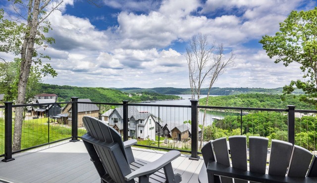 New! Luxury Lakefront Home 2 Pools + Resort Perks All-in-One Getaway