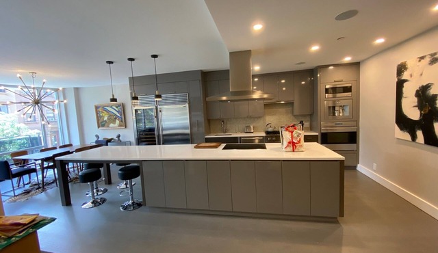 New Luxury Manhattan Apartment