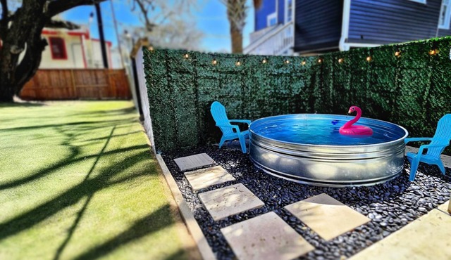 NEW Luxury Oasis! Walk to Beach, Fenced Yard, Pets