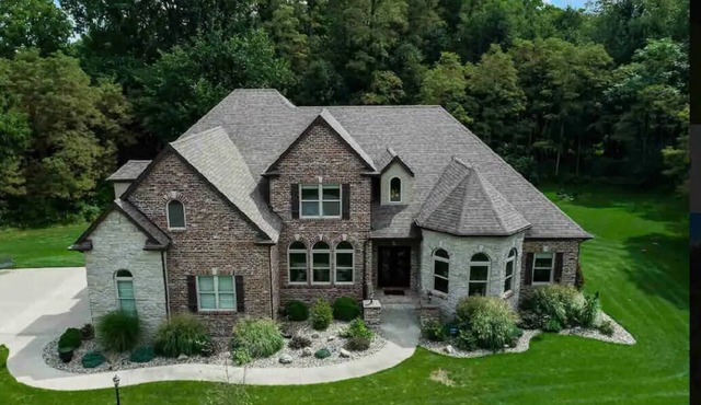 NEW! Luxury throughout. Sleeps 10. Just 5 miles to ND. Theater. Bar. Hot Tub.
