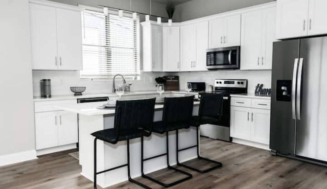 New Luxury Townhome