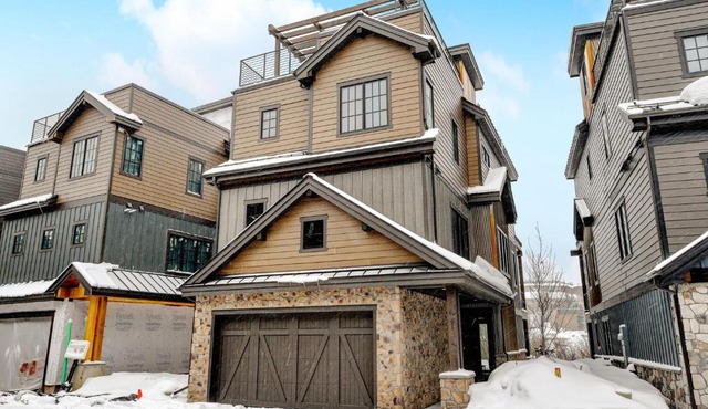 New Luxury Villa 91 With Rooftop Hot Tub & Lounge, Great Views - 500 Dollars Of FREE Activities & Equipment Rentals Daily