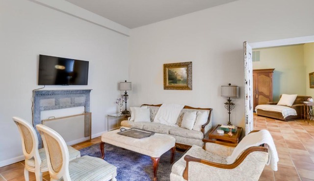 New Market Apartment 6 Mi to Shenandoah Caverns!