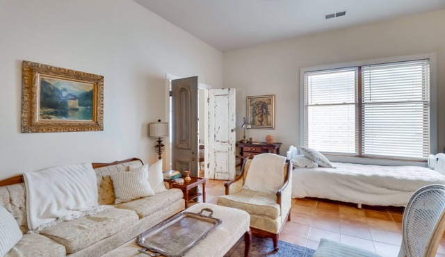New Market Apartment: 6 Mi to Shenandoah Caverns!