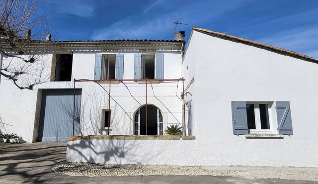 "NEW" Mas en Provence-Havre de paix et de verdure-Idéalement situé.