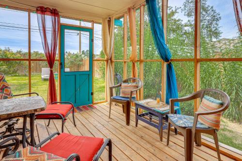 New Mexico Cottage Hot Tub On-Site