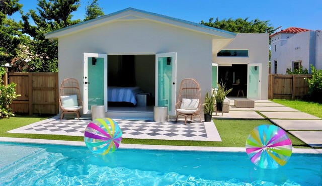 NEW MIAMI POOL HOUSE! 1 mile to Coconut Grove or Gables, 3 miles to Brickell.