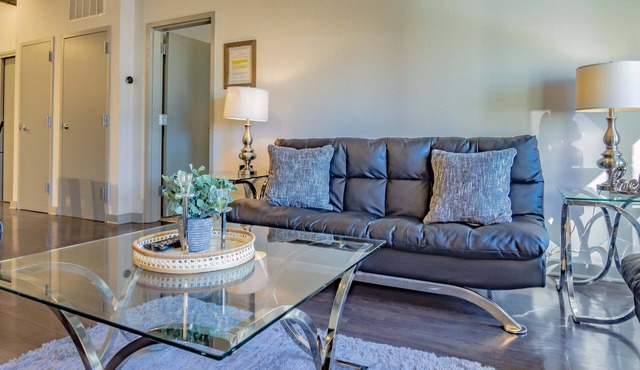 NEW! Midtown 2BR Fully Furnished Apartment near Emory