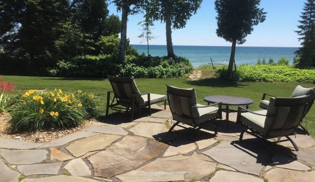 NEW MILLION DOLLAR PROPERTY, 250' PRIVATE SHORELINE on 3.5 ACRES