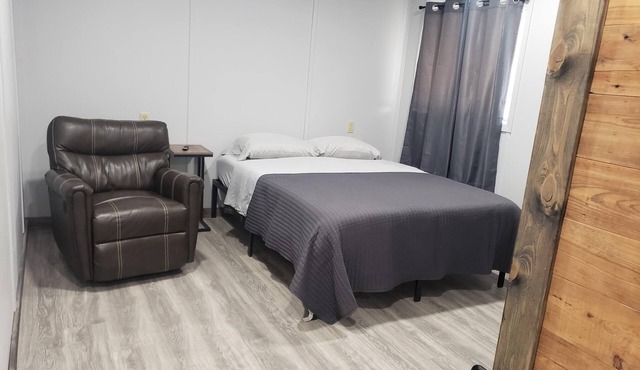 New mini-suite 2 with view of Santa Anna Mountain