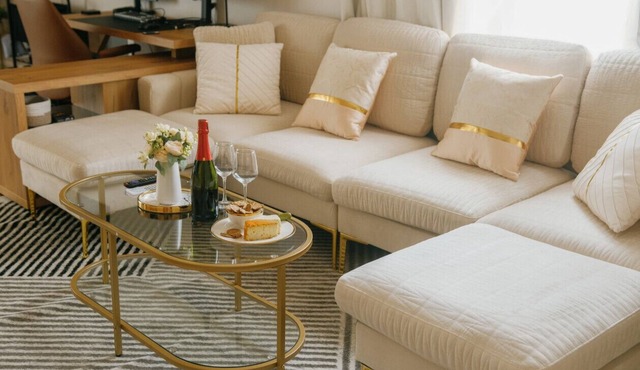 New Modern 3BR Gym Workspace Quiet Location