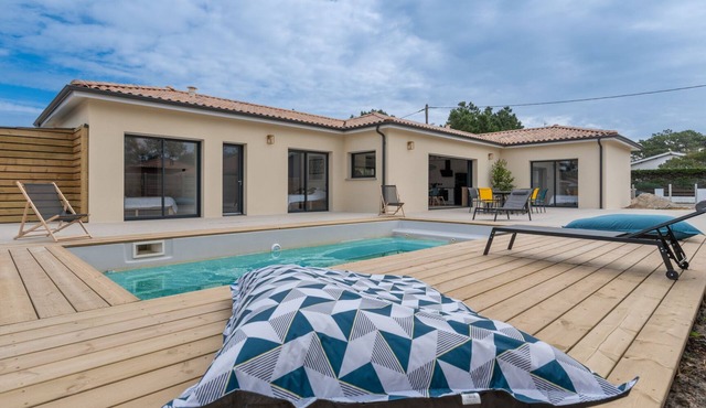 New modern and comfortable villa: Montalivet plage