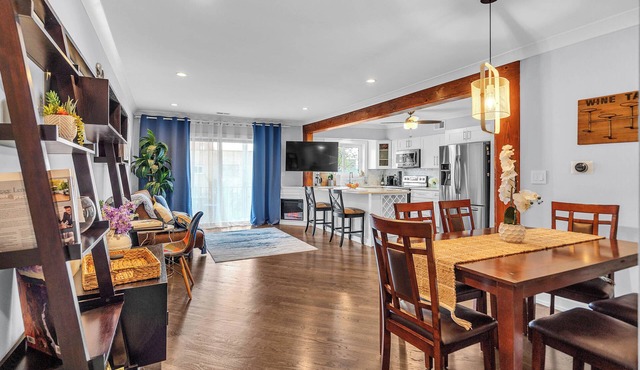 NEW Modern Furnished 2BR Apartment with Central AC