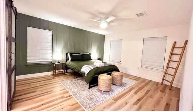 NEW Modern Hill Country Hideaway