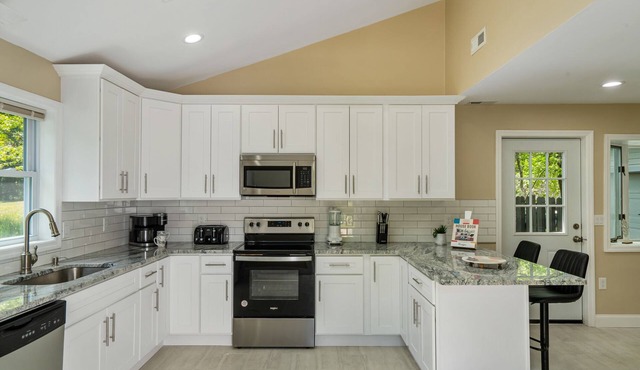 NEW Modern Home in the heart of Poconos Fireplace