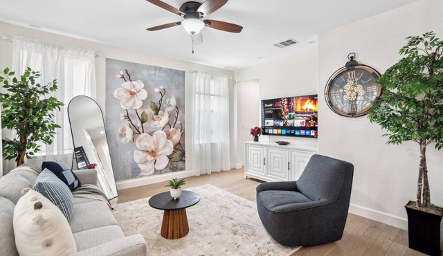 NEW! Modern Joyful 4BR Home NR Downtown & Bart