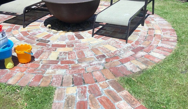 New Modern, luxurious studio appartment 5mins walk to beach, shops and cafe's.