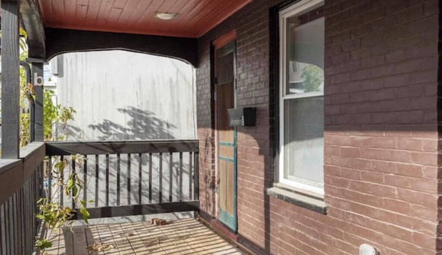 NEW Modern-Mini: parking. downtown Winooskinnn