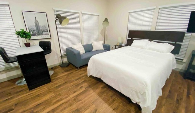 NEW Modern Studio Lower Greenville with Free Coffee