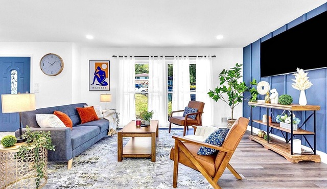 NEW | Moderne Luxe Home | Mins to ATL & Decatur Sq