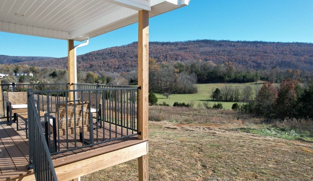 *NEW* Mountain & Sunset Views l Near Cloudland Canyon - Cloudland Cottage!