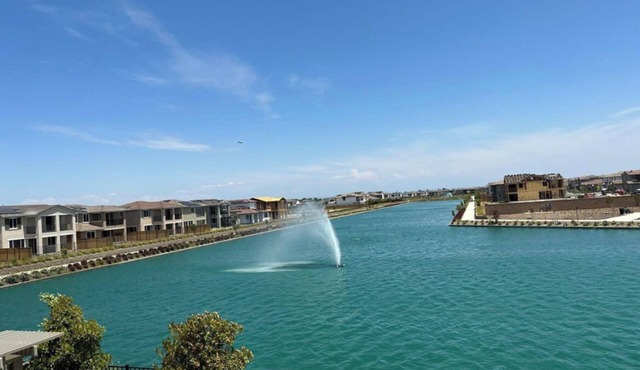 New Natomas Retreat, Close to Airport & Downtown