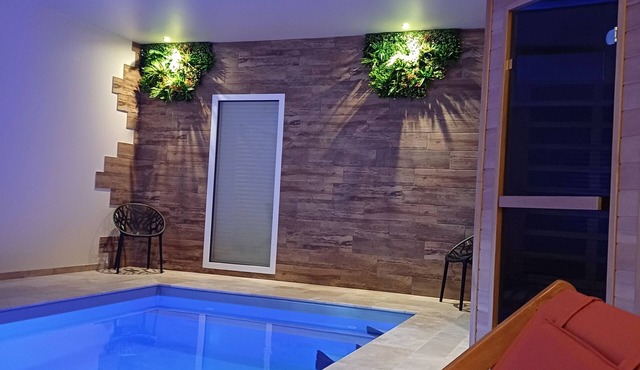 NEW! Nature Apartment with large Terrace + Spa/Pool access