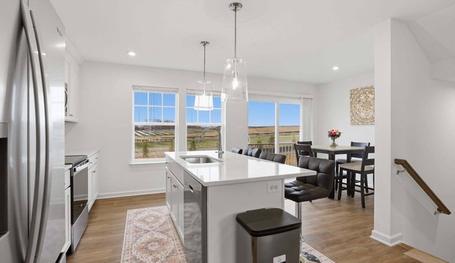 NEW! New 4BR Townhome Near Harpers Ferry