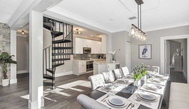 NEW! Next to Las Olas - Heated Pool - 5BR