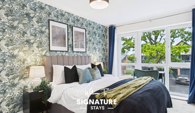 *New* | No5 Saxon Way | Gym | Pool & Spa