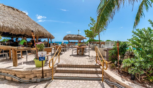 NEW Ocean Beach Condo 505 3BR w POOL