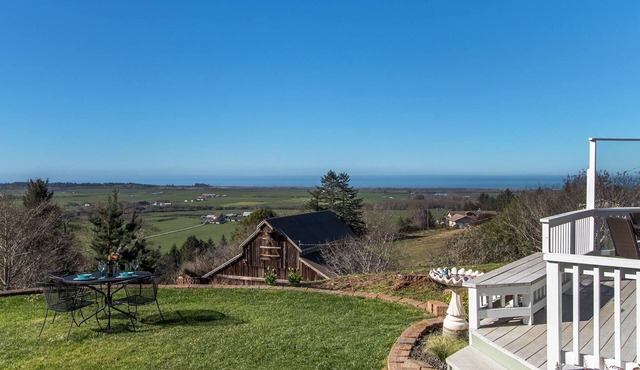 New! Oceanview Guesthouse