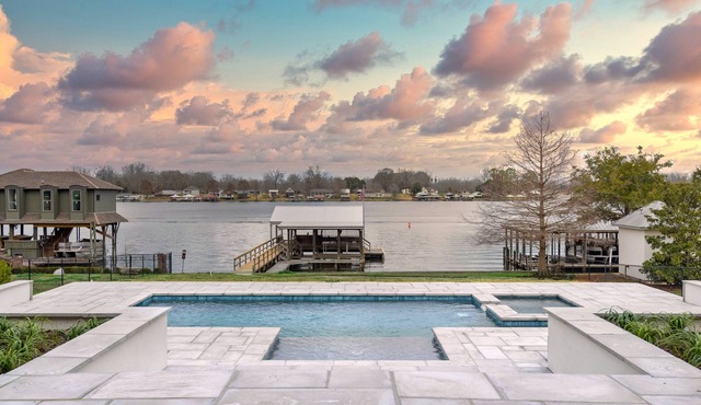 New on the rental market! Lakefront on False River with private dock and pool