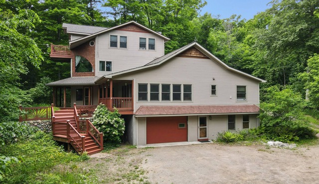 NEW! Only 13.5 miles to the Boyne Mountain Resort!