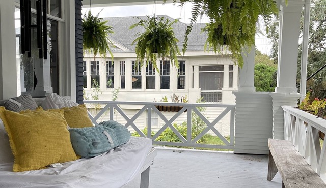 New Orleans Charm