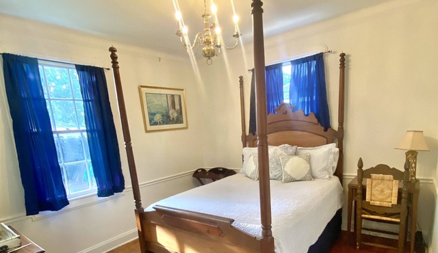 New Orleans style cottage 10 min from the French Quarter!