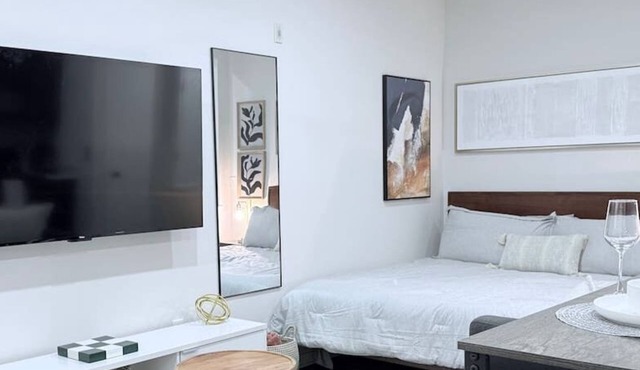 New OSU Studio w/King Bed