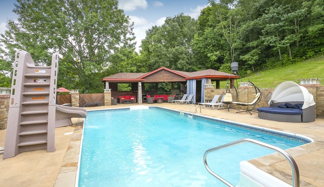 NEW! "Outdoor Oasis" You Will Not Need to Leave Home